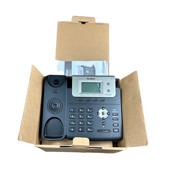 Yealink SIP-T21P E2 Enterprise IP Phone Office Business Home Phone - Picture 3 of 7